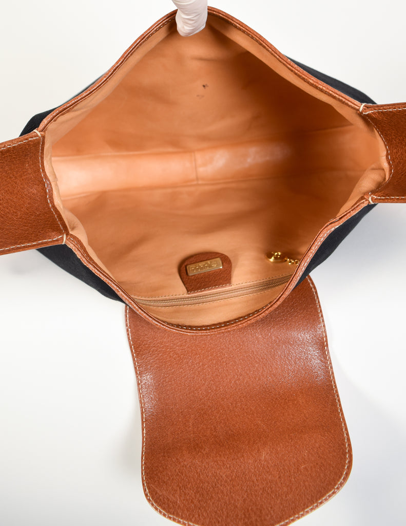 Vintage Gucci Black Pigskin Large Trapezoid Shape Shoulder Bag -  Israel