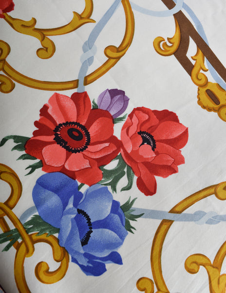 Gucci Vintage White GG Logo Multicolor Poppy Floral Silk Scarf
