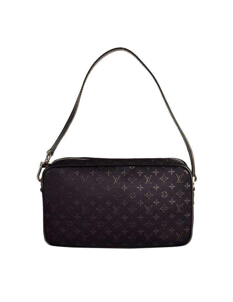 Louis Vuitton NBA Monogram Soft Trunk Phone Box – Savonches