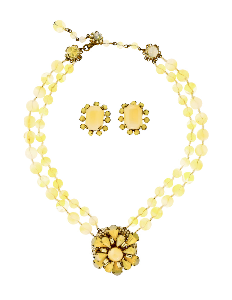 Sold at Auction: MIRIAM HASKELL, A Miriam Haskell necklace