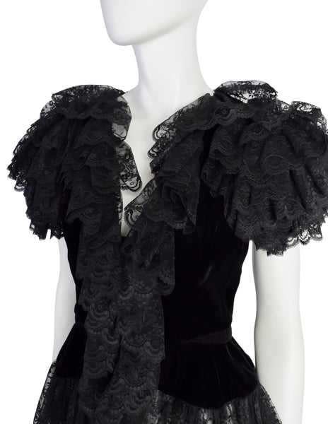 Oscar de la Renta Vintage Incredible Black Velvet Layered Lace Statement Sleeve Top