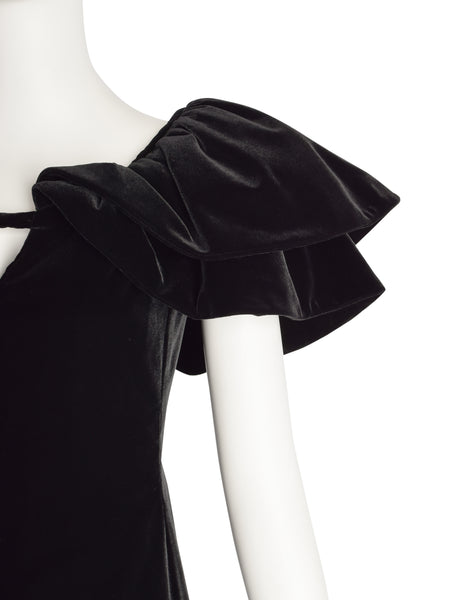 Pauline Trigere Vintage Black Velvet Dramatic Collar Full Length Dress