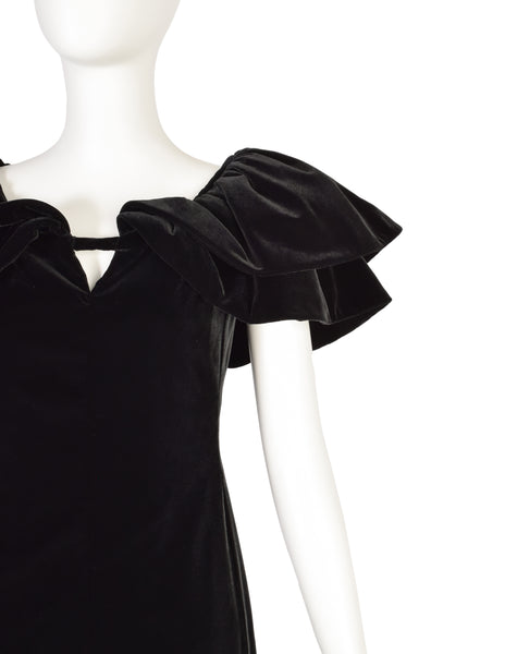 Pauline Trigere Vintage Black Velvet Dramatic Collar Full Length Dress
