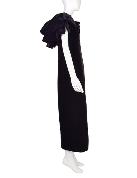 Pauline Trigere Vintage Black Velvet Dramatic Collar Full Length Dress