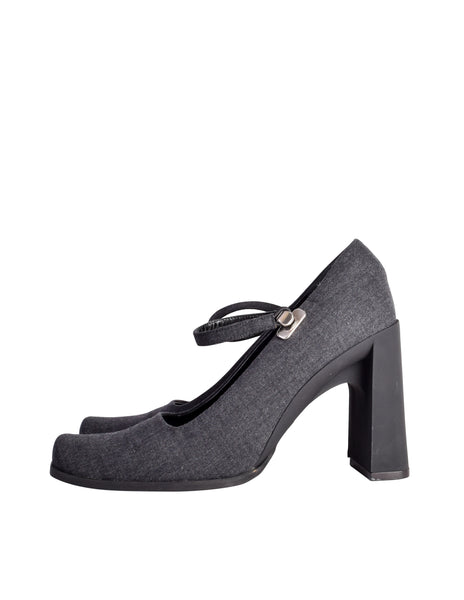 Prada Vintage AW 1999 Charcoal Grey Wool Square Toe Mary Jane Heels