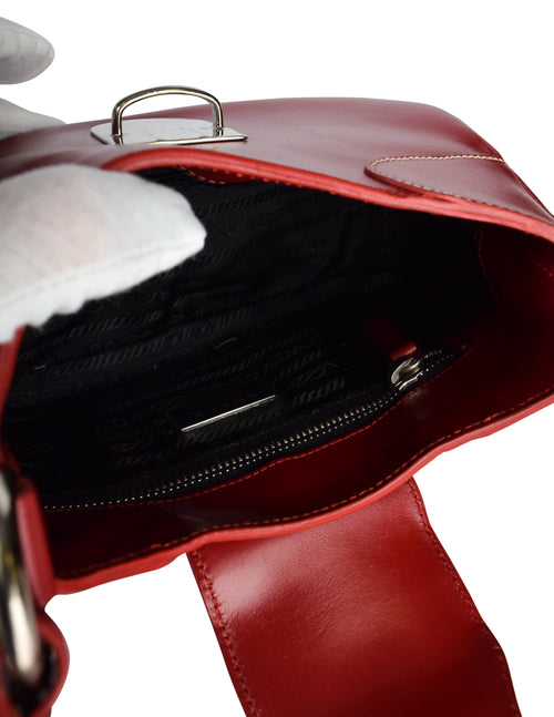 PRADAヴィンテージ赤ミニバッグ Prada Vintage Red Leather Silver Push Lock Top Handle Mini Bag