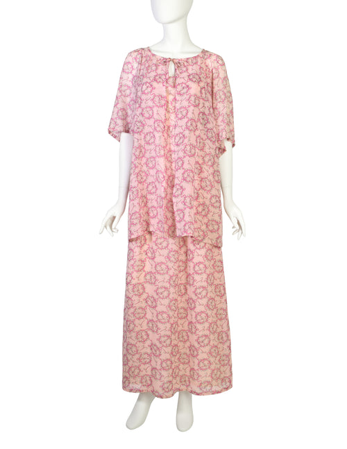 Pucci Vintage 1960s Baby Pink Lilly of the Valley Floral Print Silk Sl – Amarcord Vintage Fashion Pucci Vintage 1960s Baby Pink Lilly of the Valley Floral Print Silk Sl – Amarcord Vintage Fashion